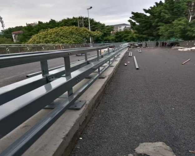 黑河防撞护栏